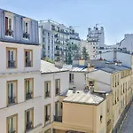 Cozy Accommodation For 2 People In Montmartre