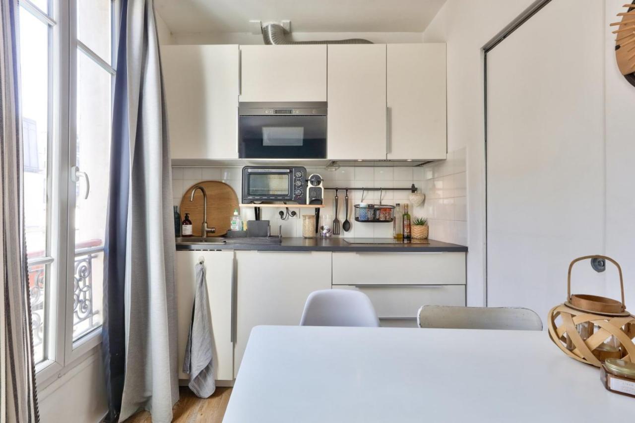 Appartamento Cozy For 2 People In Montmartre Parigi